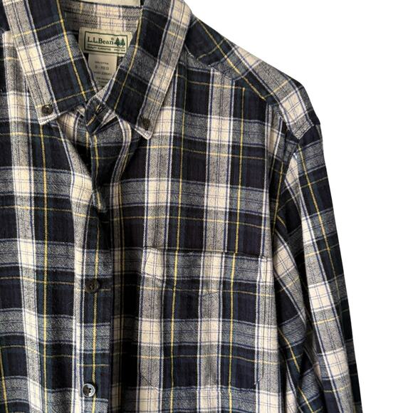 LL Bean Shirt Mens Sm Blue Plaid Flannel Button Down Traditional Cabin Outdoor - Picture 1 of 7